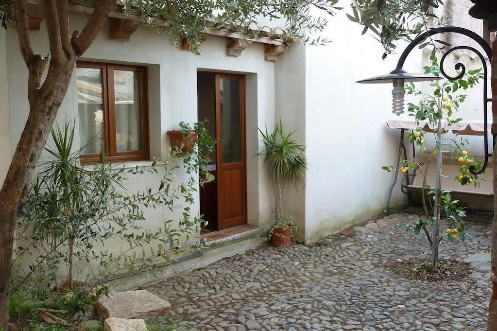 Casa Camboni-Dimora Storica Bed & Breakfast San Vito  Εξωτερικό φωτογραφία